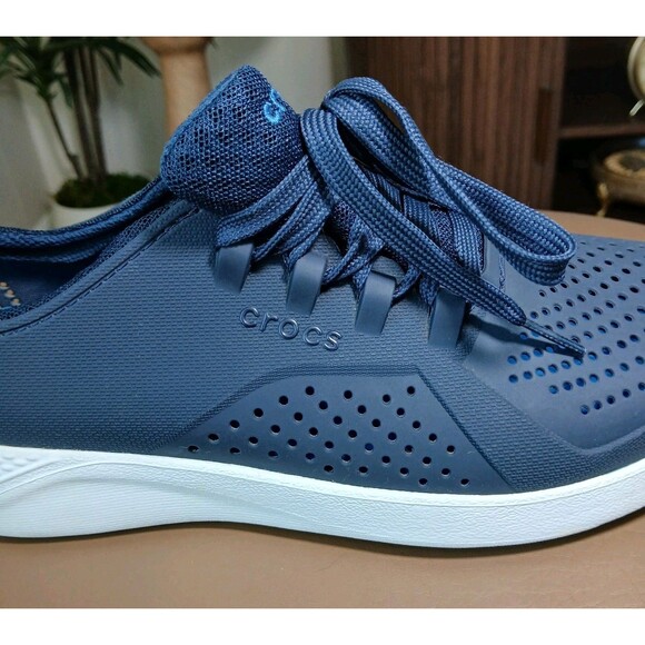Men's Size 8 Crocs LiteRide Navy Blue Sneakers White Soles Comfort Walking Work. - Picture 9 of 16